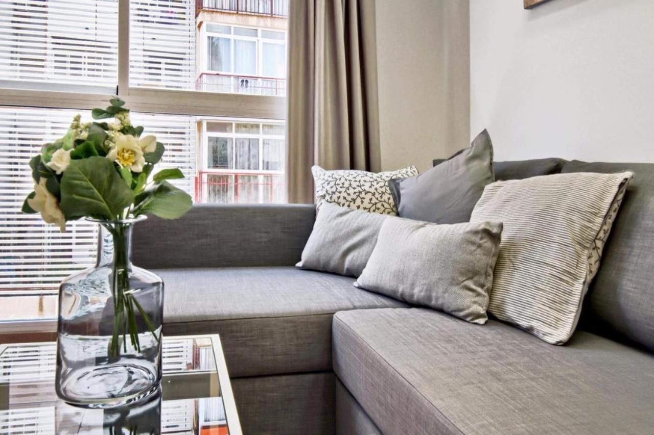 Apartmán Amplio Piso Con Terraza Màlaga Exteriér fotografie
