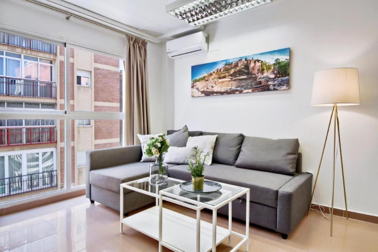 Apartmán Amplio Piso Con Terraza Màlaga Exteriér fotografie