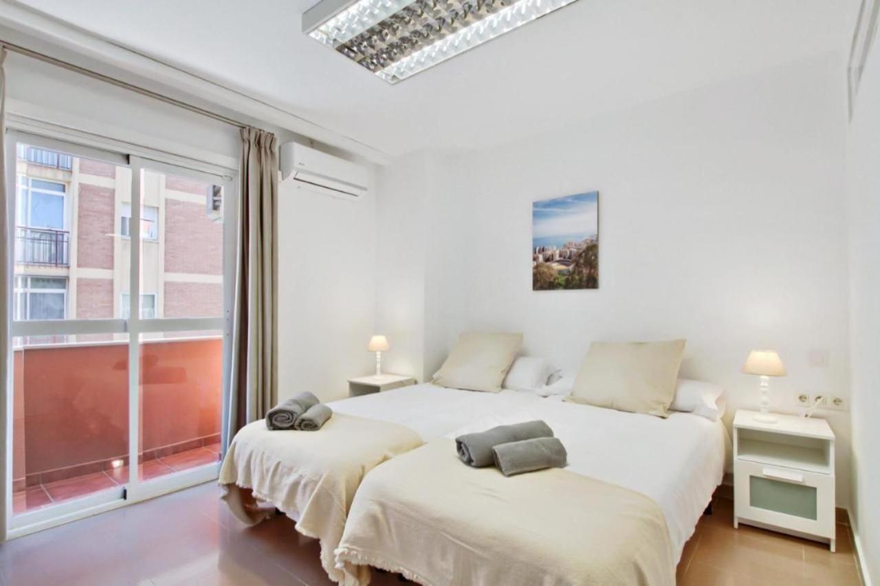 Apartmán Amplio Piso Con Terraza Màlaga Exteriér fotografie