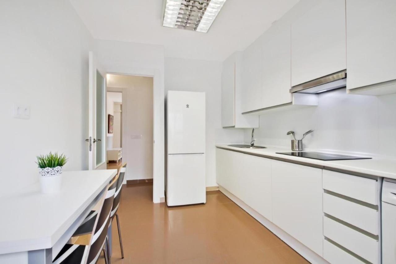 Apartmán Amplio Piso Con Terraza Màlaga Exteriér fotografie